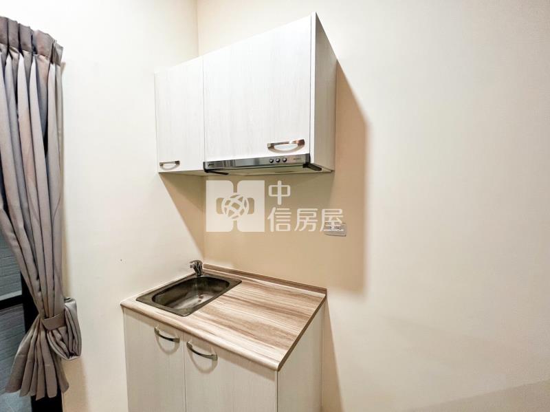 華美西街|全新整理|絕美透套|收租|投資|投報案件房屋室內格局與周邊環境