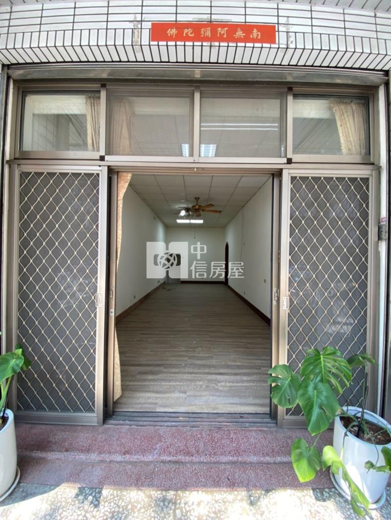 稀有置產首選東區臨路收租六套房金透店門前停車房屋室內格局與周邊環境