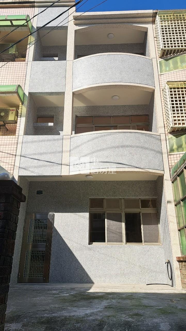 後火車站前院停車透天(自由天地)房屋室內格局與周邊環境