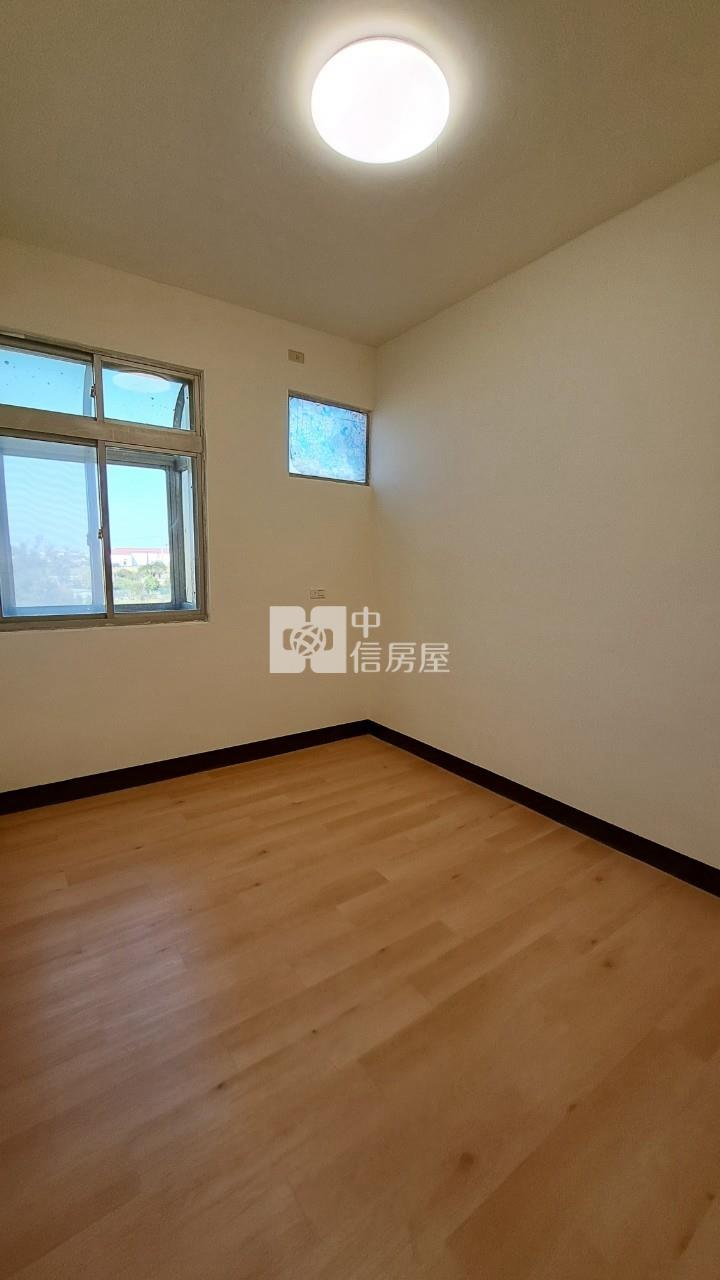 後火車站前院停車透天(自由天地)房屋室內格局與周邊環境