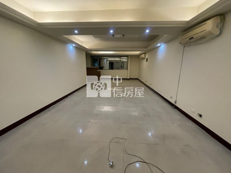 三角窗金店透穩收7-11房屋室內格局與周邊環境