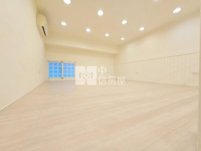 【安家】專任-文化甲天廈挑高大空間房屋室內格局與周邊環境