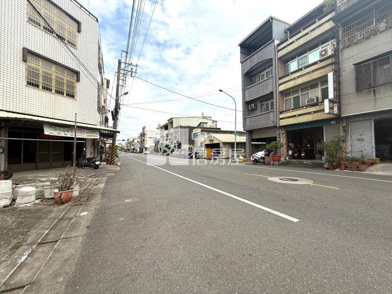 關廟34坪俗建地房屋室內格局與周邊環境