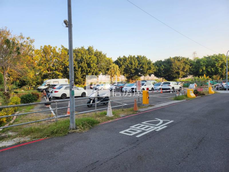 鹽行「從眾心理」三房車位電寓房屋室內格局與周邊環境