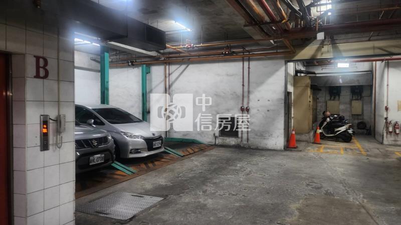 鹽行「從眾心理」三房車位電寓房屋室內格局與周邊環境