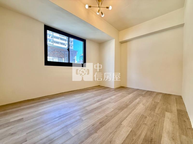 鳳翔樓全新整理低總價三房平車房屋室內格局與周邊環境
