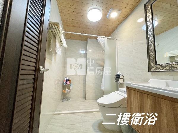潮州學區輕屋齡店墅房屋室內格局與周邊環境