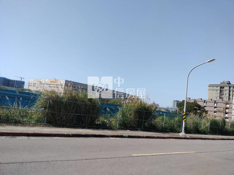 客運一段面公園建地房屋室內格局與周邊環境