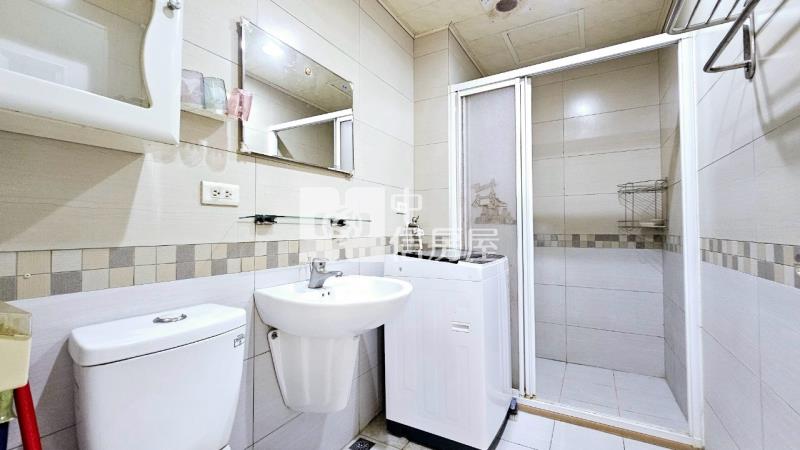 竹南園區邊間6套房房屋室內格局與周邊環境
