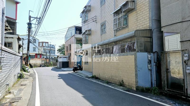 竹南園區邊間6套房房屋室內格局與周邊環境