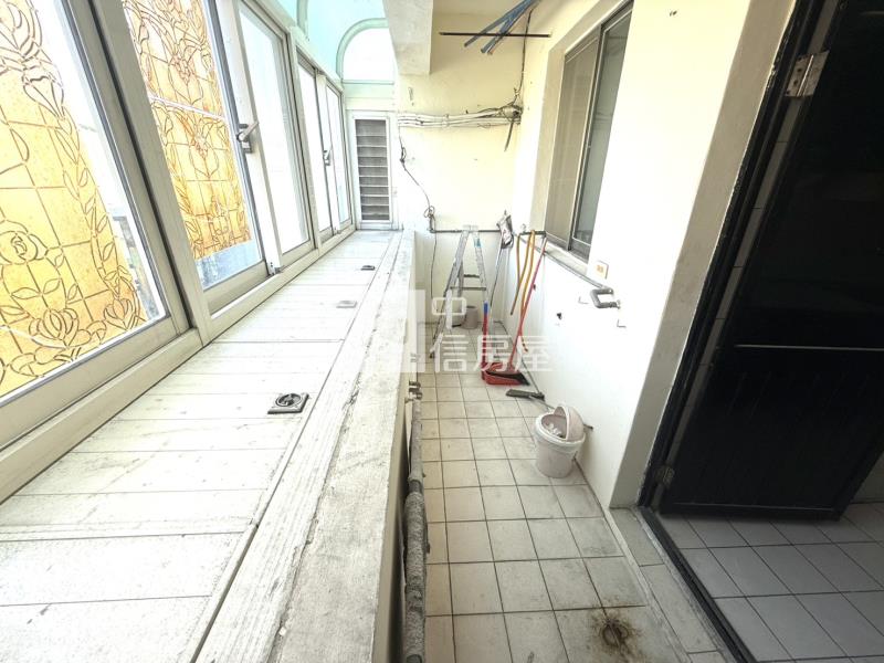 專-中原家樂福絕美大4房公寓房屋室內格局與周邊環境