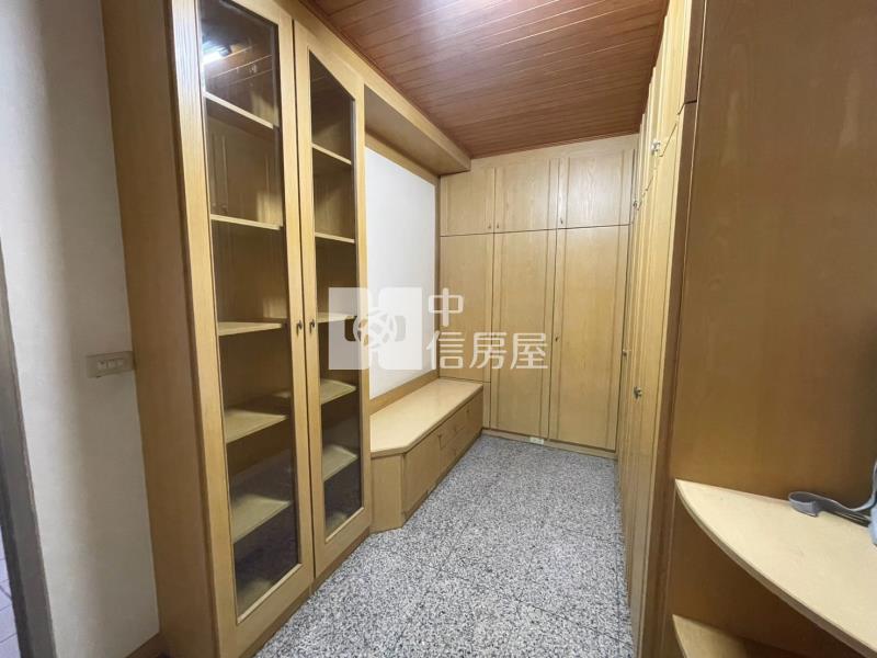 下營稀有大面寬店住房屋室內格局與周邊環境