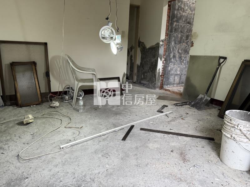 中正國小一樓新整中美2房房屋室內格局與周邊環境