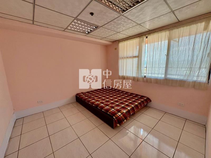 高樓層華廈房屋室內格局與周邊環境
