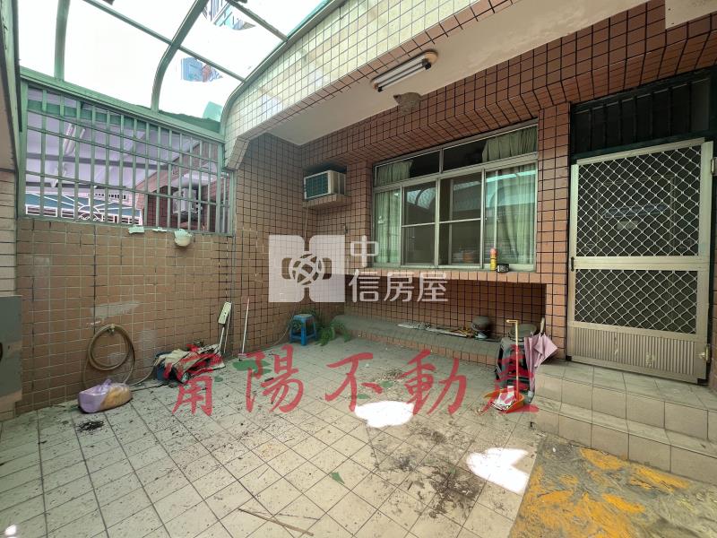 湖內低總價車墅房屋室內格局與周邊環境