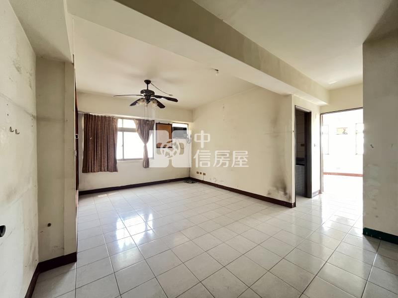 岡山和平公園車位2+1房屋室內格局與周邊環境