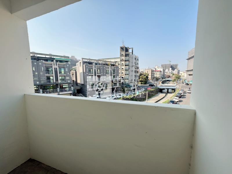 昌平商圈健身公寓四樓房屋室內格局與周邊環境