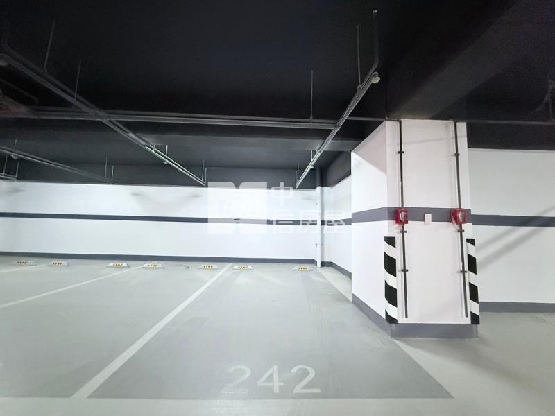 春福興波三房平車房屋室內格局與周邊環境