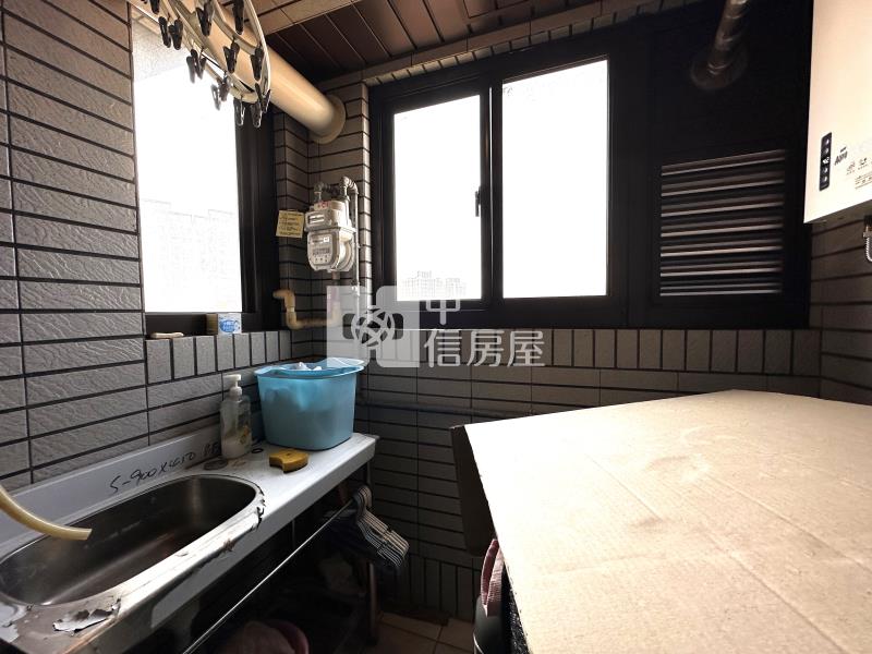 藏月美宅1+1房房屋室內格局與周邊環境