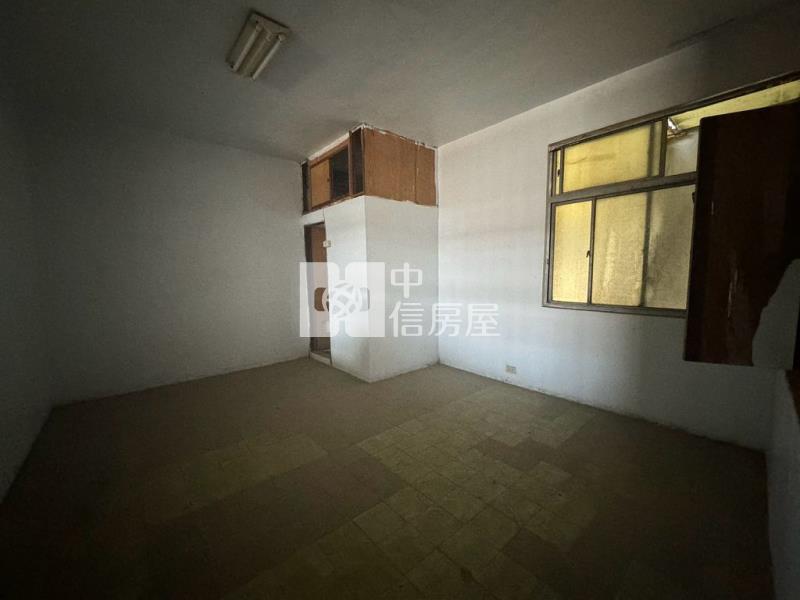 平鎮華隆街低總價邊間透天(中信卓越團隊)房屋室內格局與周邊環境