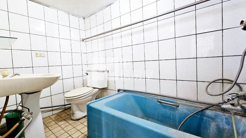 後龍中華路住店房屋室內格局與周邊環境