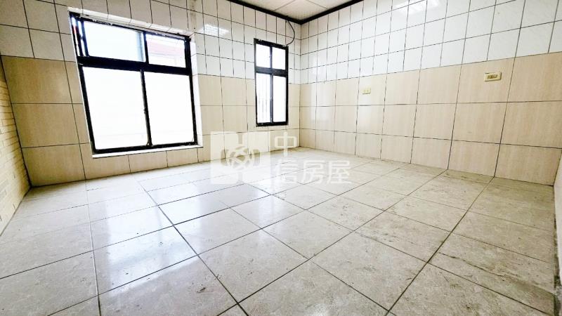 後龍中華路住店房屋室內格局與周邊環境