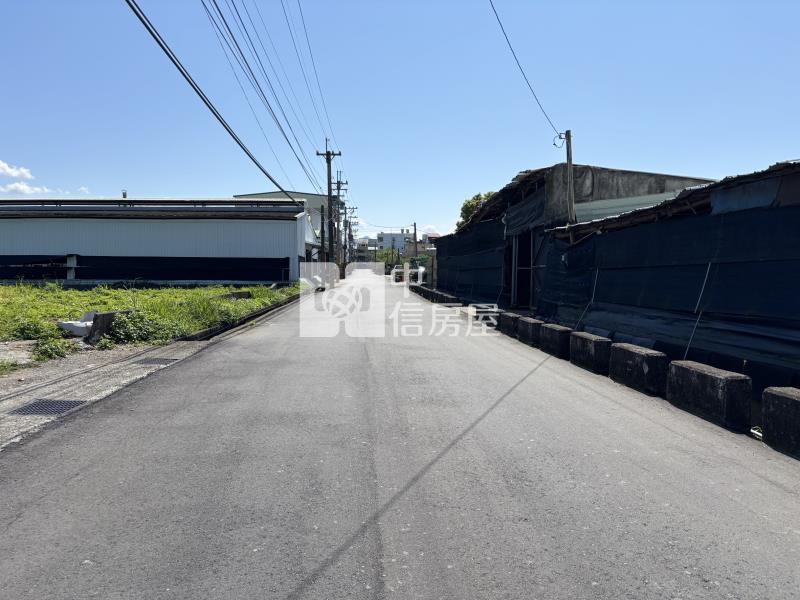 新社臨8米路漂亮農地房屋室內格局與周邊環境