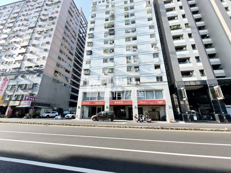 華馨園高樓層採光套房房屋室內格局與周邊環境