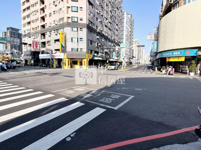 華馨園高樓層採光套房房屋室內格局與周邊環境