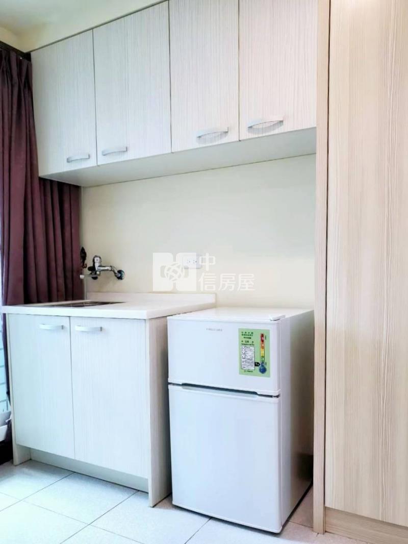 華馨園高樓層採光套房房屋室內格局與周邊環境