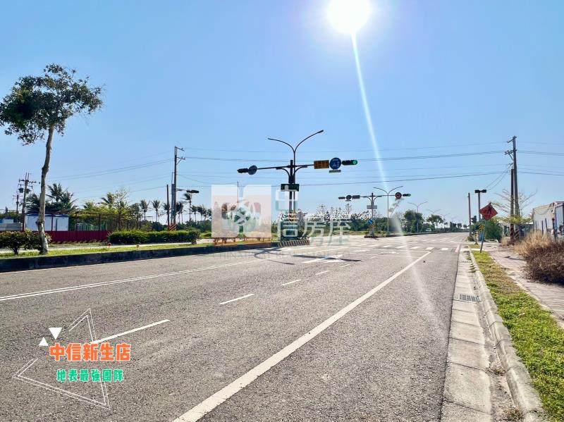 台南台61跨曾文溪大橋旁魚塭都內農房屋室內格局與周邊環境