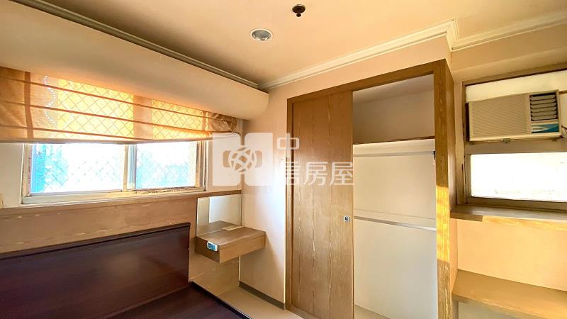 邊間採光佳大套房視野戶租不如買房屋室內格局與周邊環境
