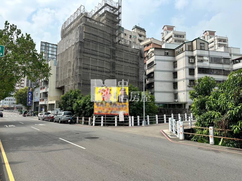 建國北路二段住二建地房屋室內格局與周邊環境
