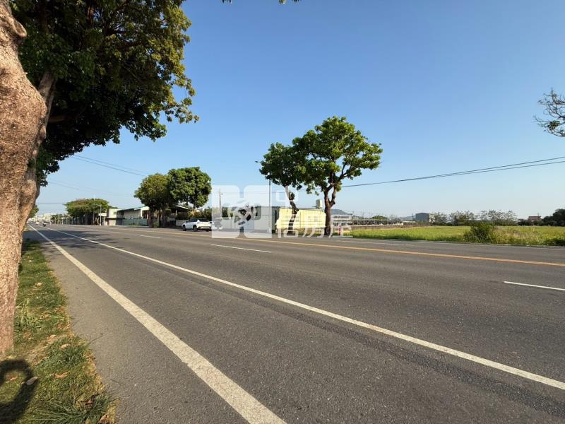 臨24米道路近高鐵便道方正特農房屋室內格局與周邊環境