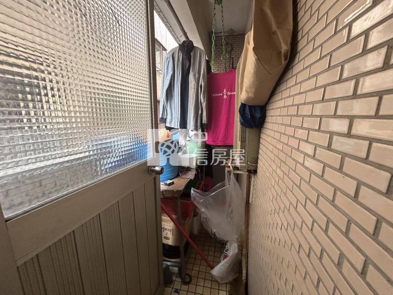西區電梯三房稀有戶房屋室內格局與周邊環境