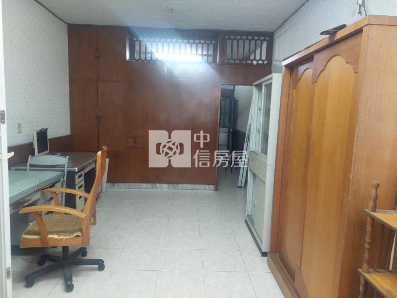 苓雅二路中山二路口透天店面房屋室內格局與周邊環境
