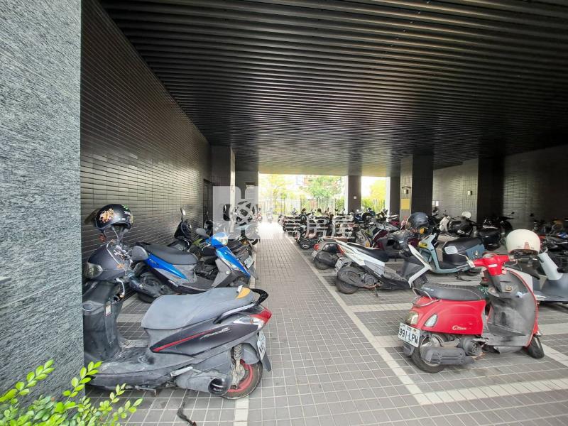 榮總商圈全新2房雙衛+B1平車房屋室內格局與周邊環境