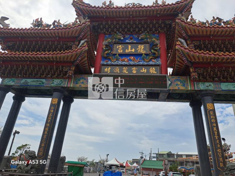 近龍山國小建地有未保存登記平房房屋室內格局與周邊環境