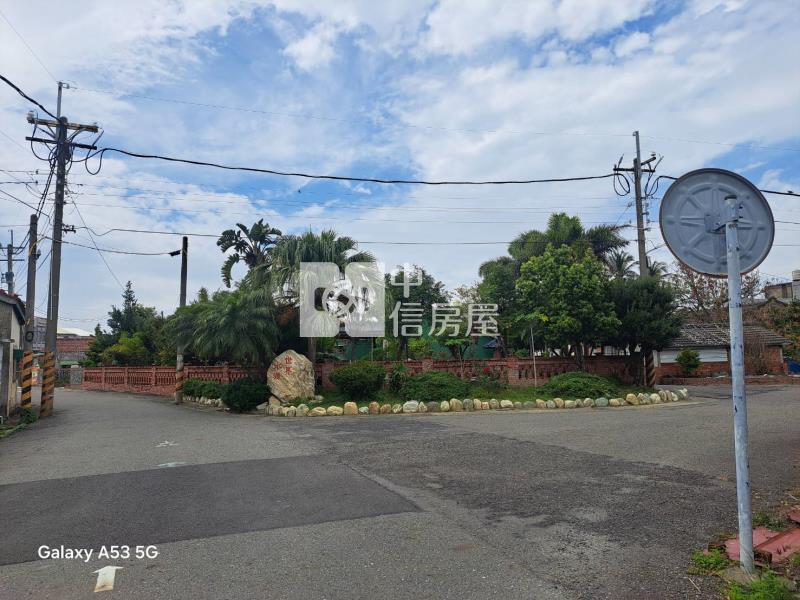 近龍山國小建地有未保存登記平房房屋室內格局與周邊環境