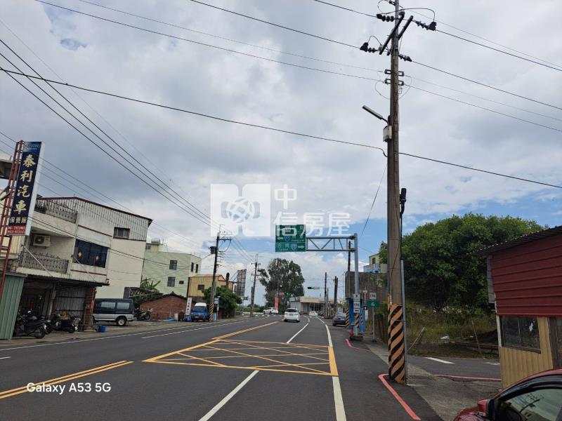近龍山國小建地有未保存登記平房房屋室內格局與周邊環境