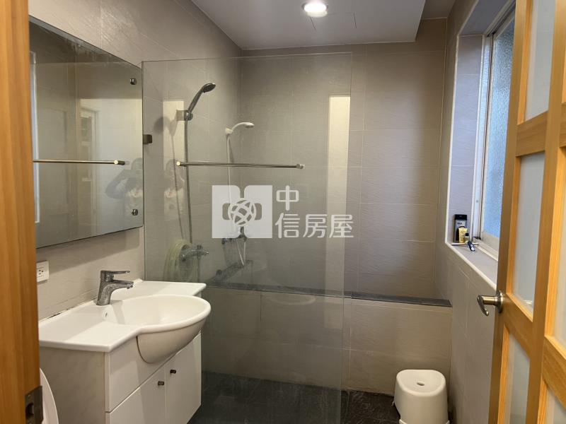 302羅運旁美透天房屋室內格局與周邊環境