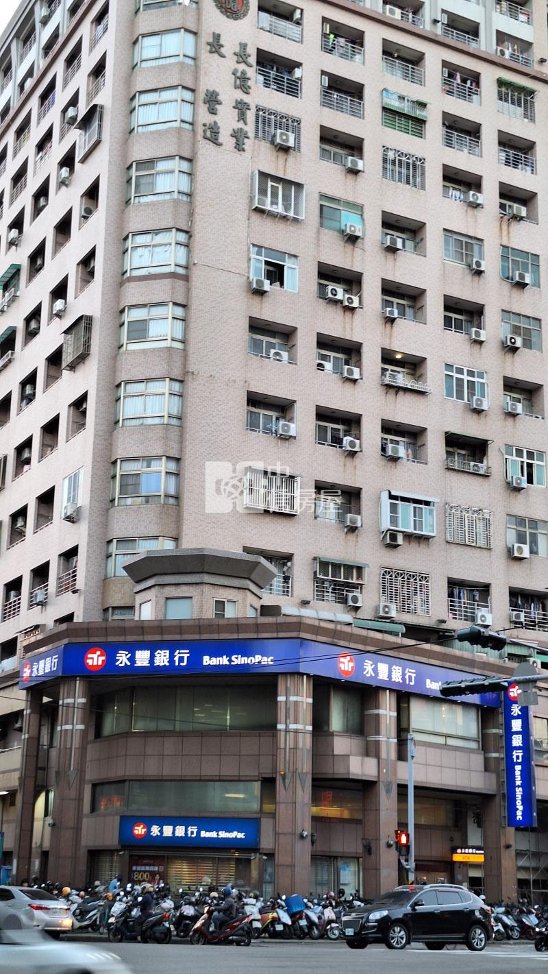 中華路金鑽商業店霸房屋室內格局與周邊環境