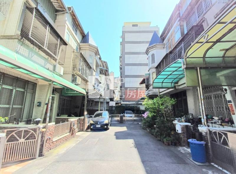民俗公園大地坪邊間別墅房屋室內格局與周邊環境