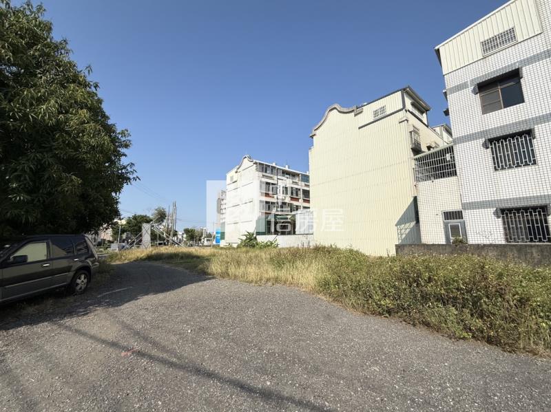 新營金華路方正建地房屋室內格局與周邊環境