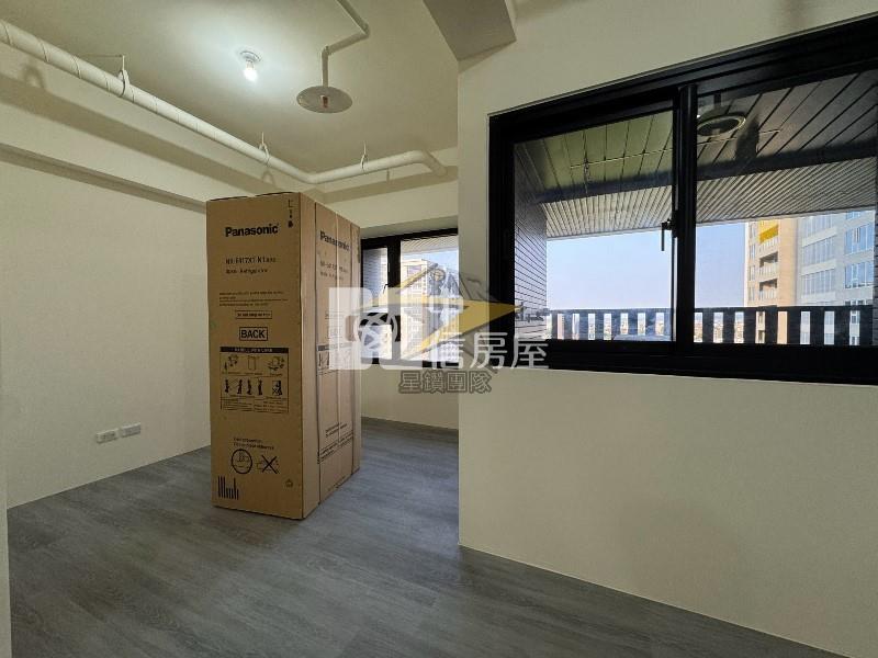 【星鑽】青埔高鐵站前廣場【站前新銳】商辦房屋室內格局與周邊環境