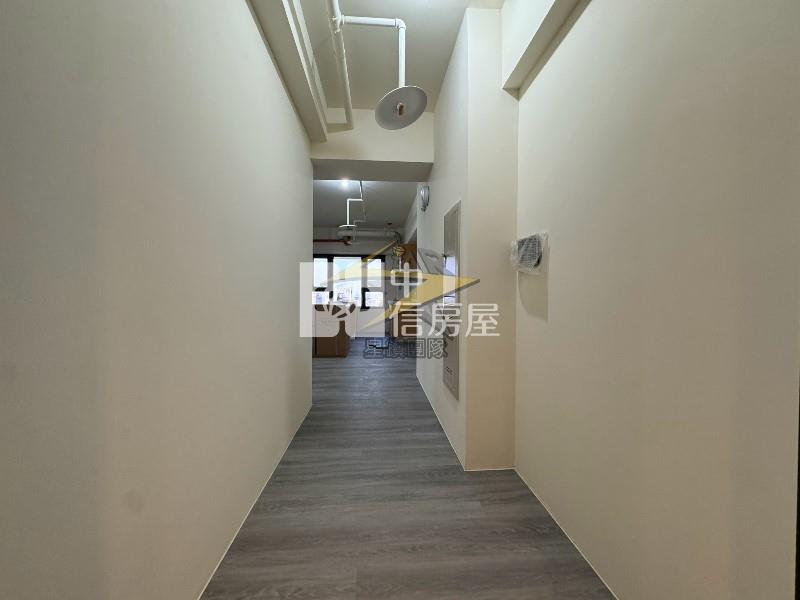 【星鑽】青埔高鐵站前廣場【站前新銳】商辦房屋室內格局與周邊環境