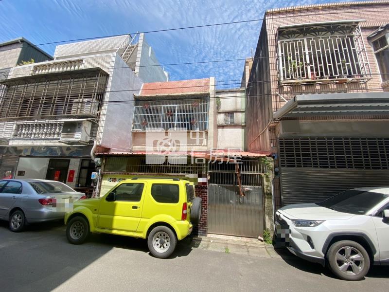【新世紀】過嶺國中地坪26坪孝親房透天房屋室內格局與周邊環境