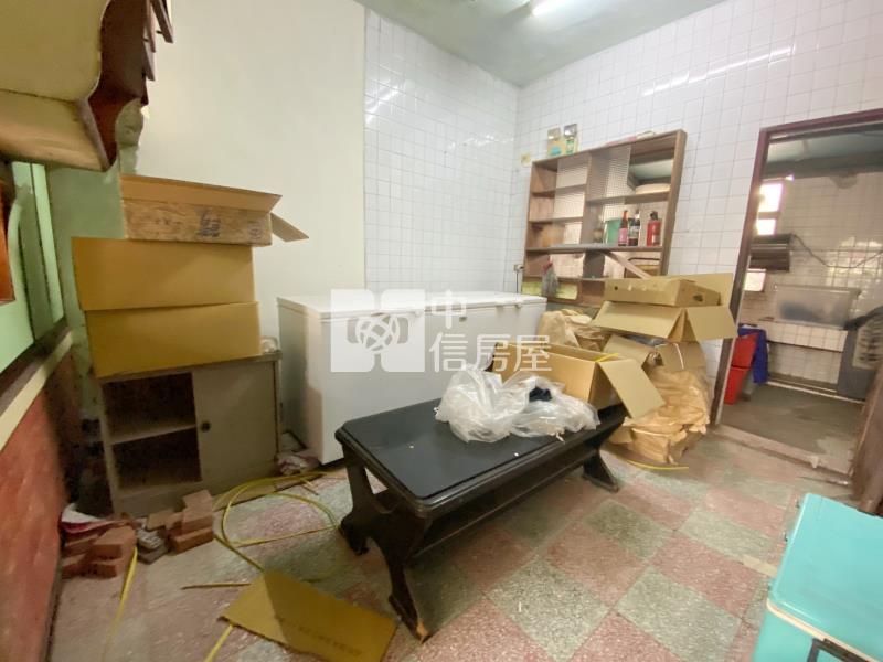 【新世紀】過嶺國中地坪26坪孝親房透天房屋室內格局與周邊環境