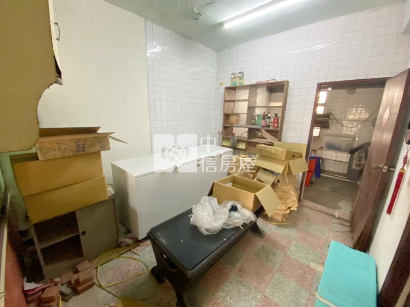 【新世紀】過嶺國中地坪26坪孝親房透天房屋室內格局與周邊環境