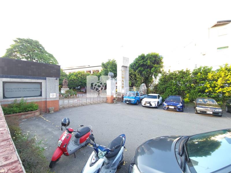 近過嶺六六快速路稀有甲工.買地送屋房屋室內格局與周邊環境